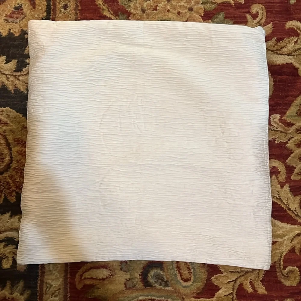 Donna Karan Home Euro Sham/ Pillow Cover in White, EUC